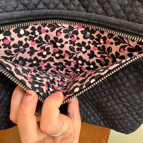 Vera Bradley Crossbody - Picture 9 of 9